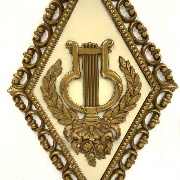 Vintage 1971 Homco Gold Gilt Diamond-Shaped Wall Plaques Set Of 2 - Picture 3 of 6